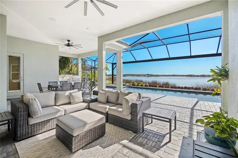 $1,899,000 | 8083 Waterbend Trail, Sarasota, FL 34240