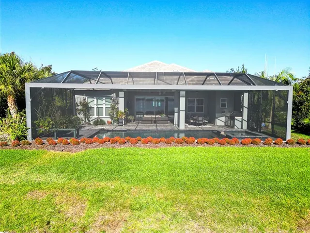 $1,899,000 | 8083 Waterbend Trail, Sarasota, FL 34240