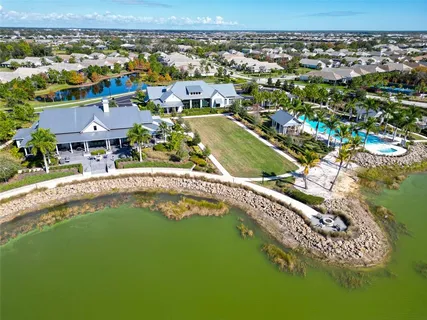 $1,899,000 | 8083 Waterbend Trail, Sarasota, FL 34240