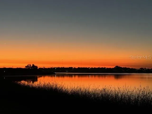 $1,899,000 | 8083 Waterbend Trail, Sarasota, FL 34240