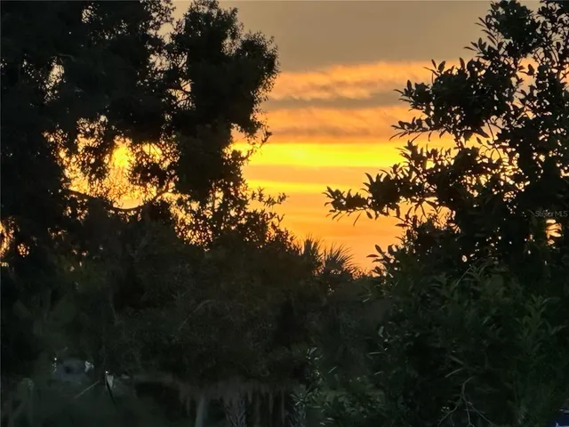 $1,899,000 | 8083 Waterbend Trail, Sarasota, FL 34240