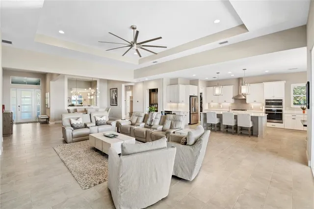 $1,899,000 | 8083 Waterbend Trail, Sarasota, FL 34240