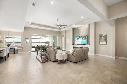 $1,899,000 | 8083 Waterbend Trail, Sarasota, FL 34240
