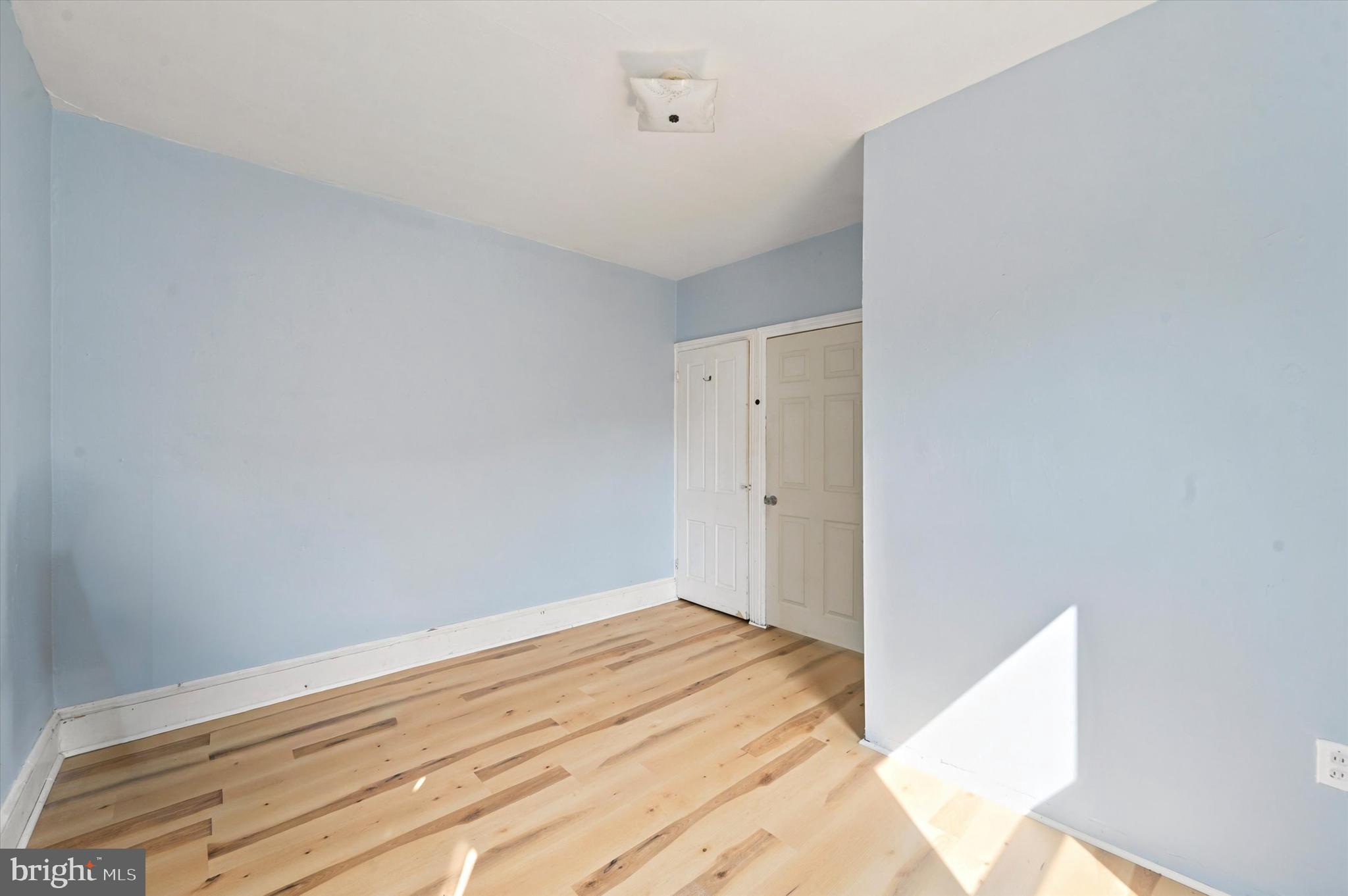 204 Ripka Street, Unit 2 Philadelphia, PA 19127 - Photo 16 of 22 a view of room