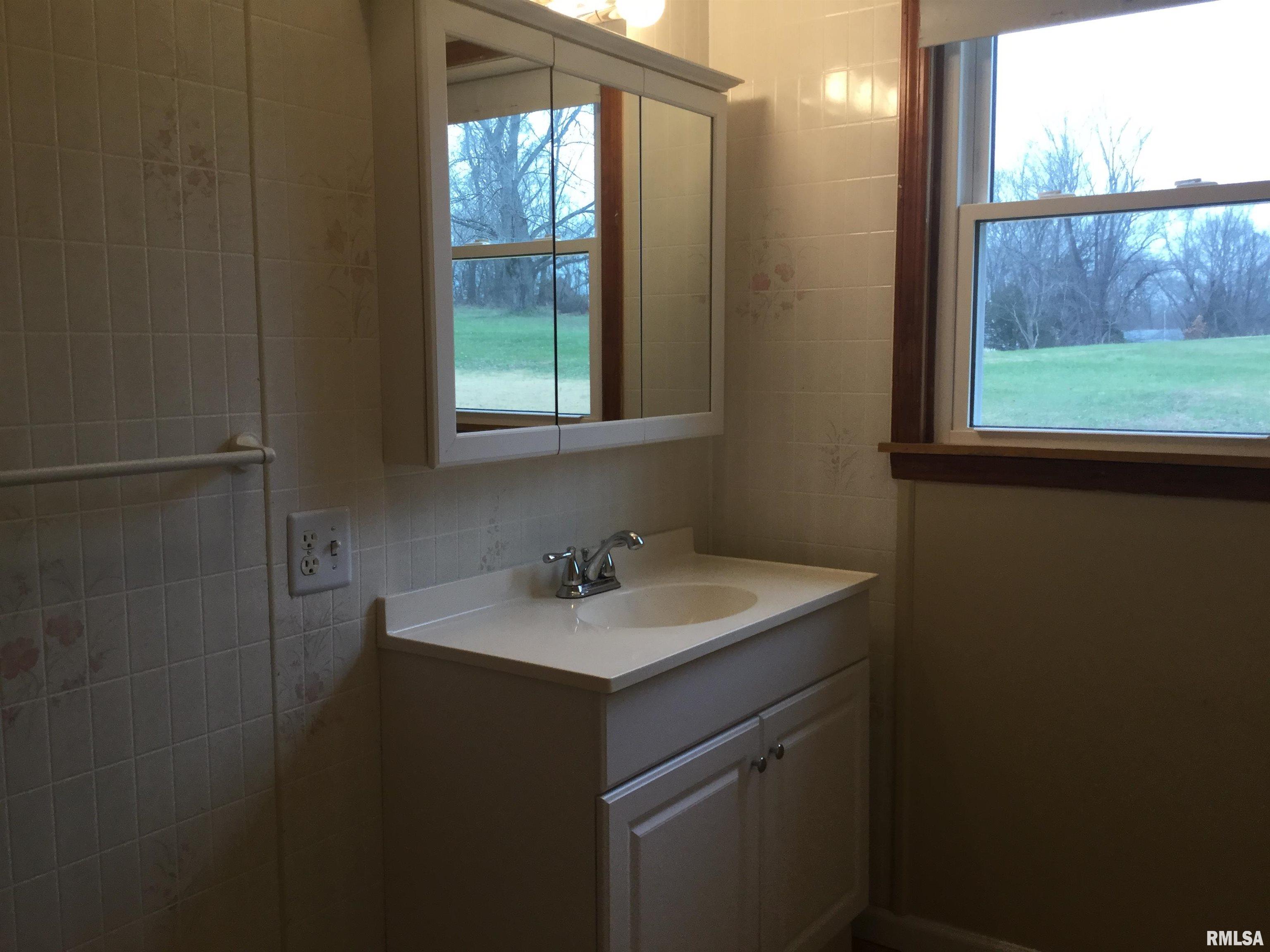 565 Tollgate Road Anna, IL 62906 - Photo 14 of 24 Gallery Image 14