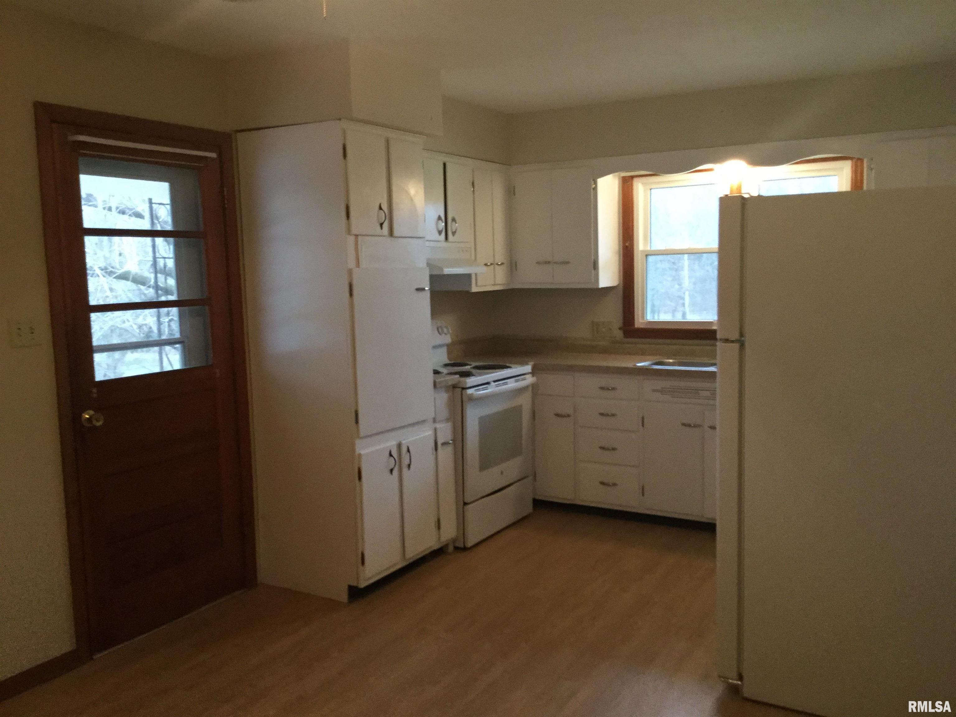 565 Tollgate Road Anna, IL 62906 - Photo 5 of 24 Gallery Image 5