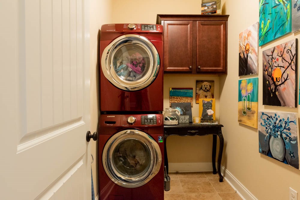 18912 Brixham Court Foley, AL 36535 - Photo 14 of 26 LAUNDRY ROOM