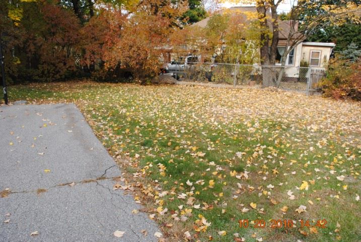 26 Linden Street Rochester, NH 03867 - Photo 2 of 10