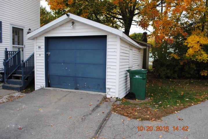 26 Linden Street Rochester, NH 03867 - Photo 3 of 10
