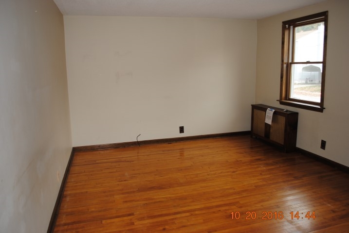 26 Linden Street Rochester, NH 03867 - Photo 7 of 10