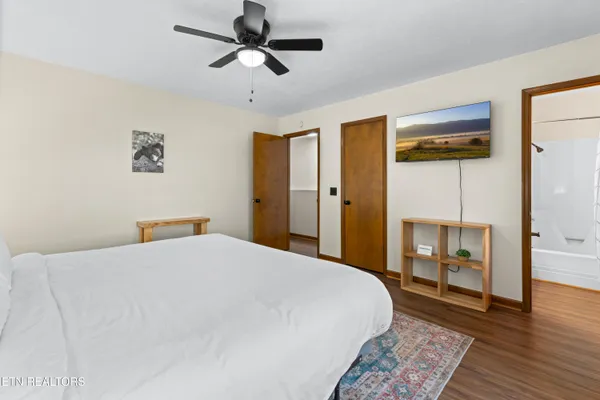 $1,800,000 | 3729 Plaza Way, Unit 121126, Pigeon Forge, TN 37863