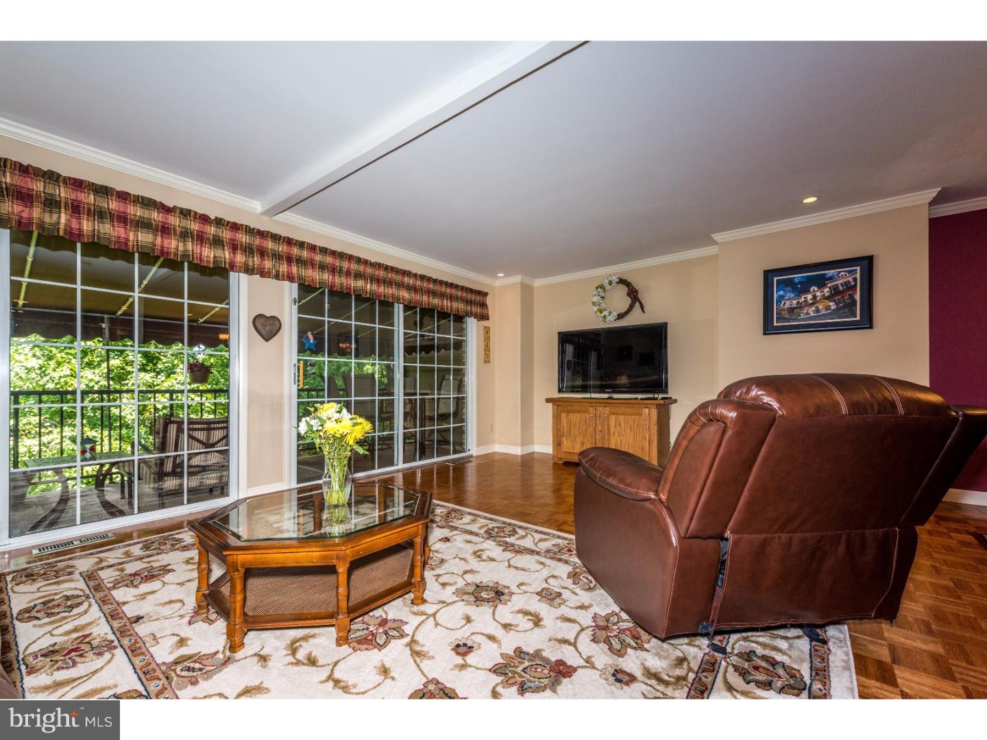 155 Merion Lane Reading, PA 19607 - Photo 8 of 25 Gallery Image 8