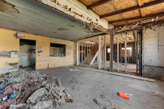 $45,000 | 219 North Hayward Street, Montgomery, MI 49255