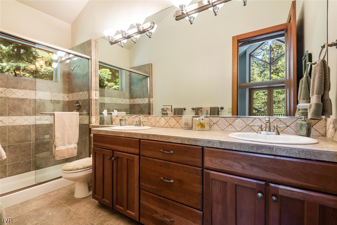 212 Tramway Road Incline Village, NV 89451 - Photo 12 of 20 Guest Suite Bathroom