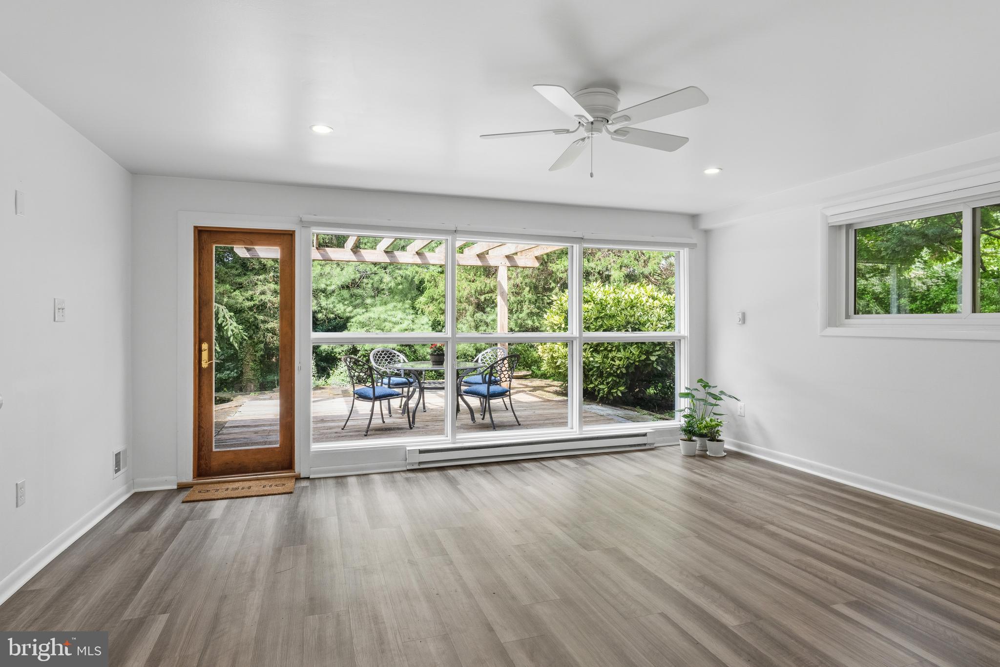 6523 Kerns Road Falls Church, VA 22044 - Photo 4 of 41 Gallery Image 4