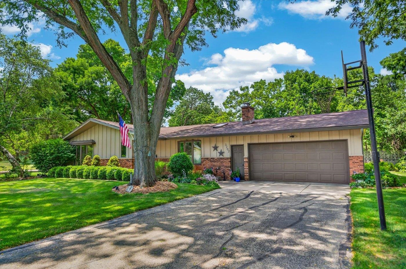 3202 Coventry Trail Madison, WI 53713 - Photo 1 of 39