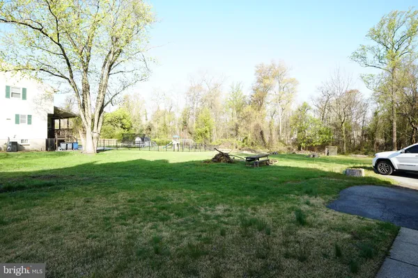 $1,275 | 1000 Edmondson Avenue, Unit 4, Catonsville, MD 21228