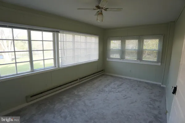 $1,275 | 1000 Edmondson Avenue, Unit 4, Catonsville, MD 21228
