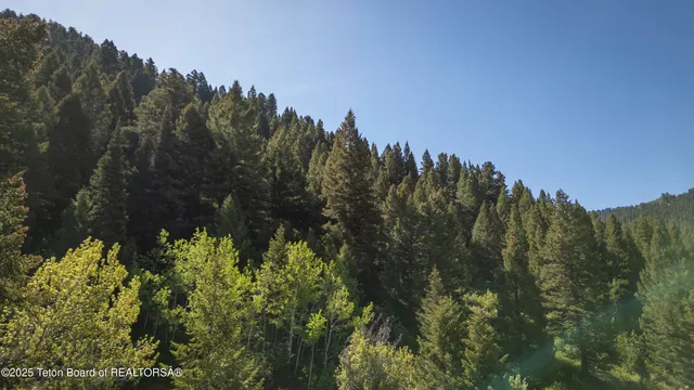 $995,000 | 1255 Deer Creek Drive, Jackson, WY 83001