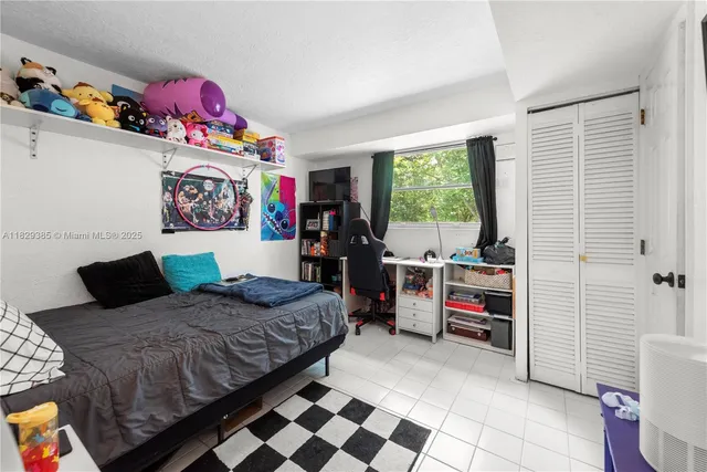 $625,000 | 20350 Southwest 182nd Avenue, Miami, FL 33187