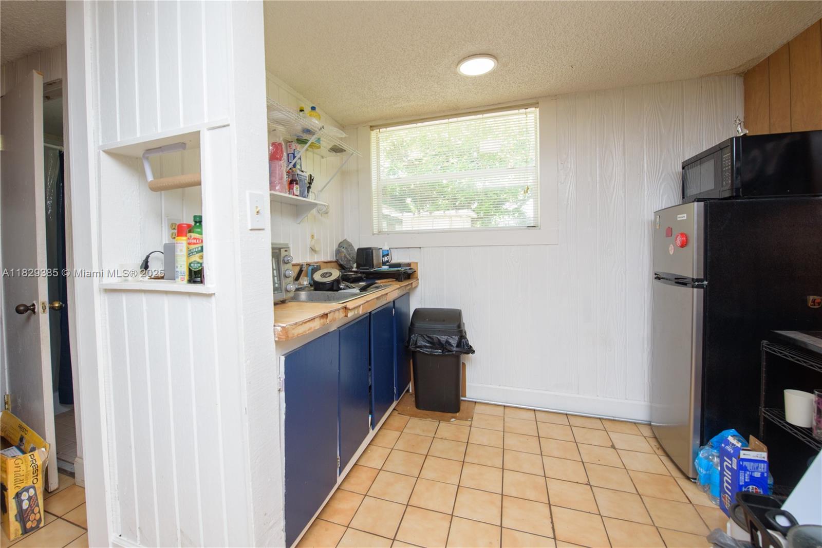 20350 Southwest 182nd Avenue Miami, FL 33187 - Photo 18 of 27