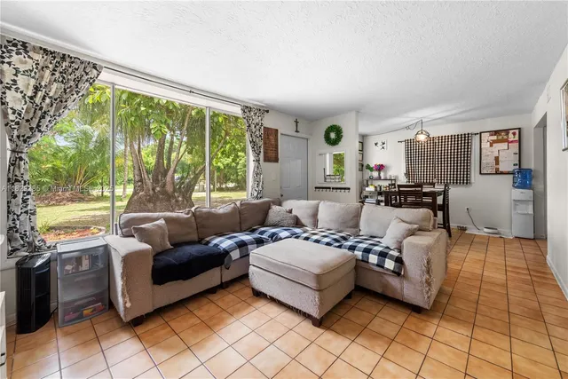 $625,000 | 20350 Southwest 182nd Avenue, Miami, FL 33187