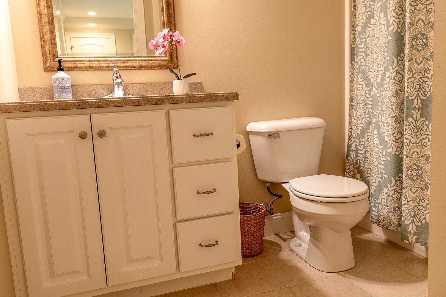 2 Manor Drive, Unit A Hooksett, NH 03106 - Photo 15 of 33