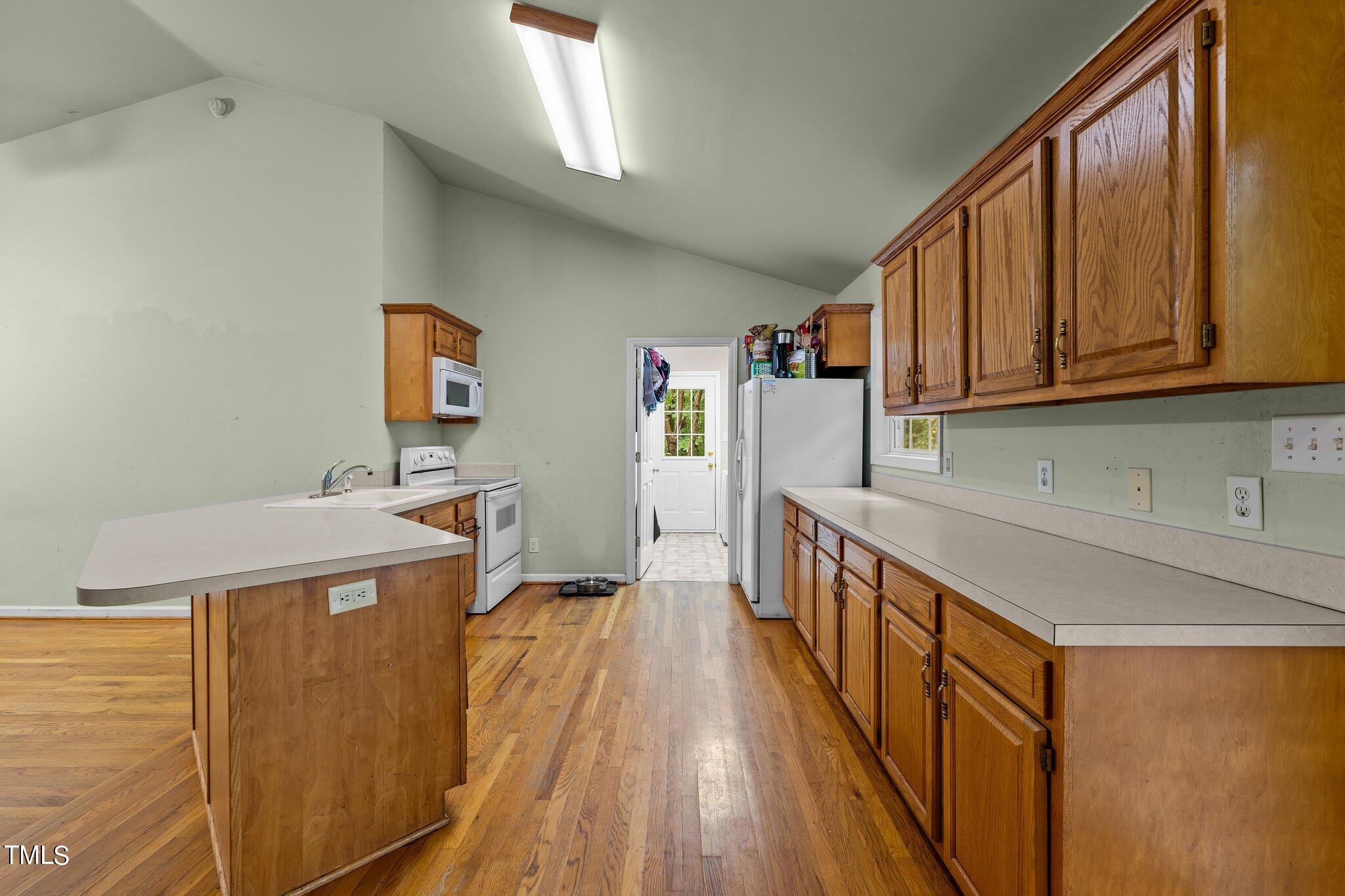1825 Daniels Farm Road Mebane, NC 27302 - Photo 8 of 31 16-web-or-mls-_1077562