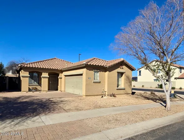 $2,095 | 1784 South Falcon Drive, Gilbert, AZ 85295