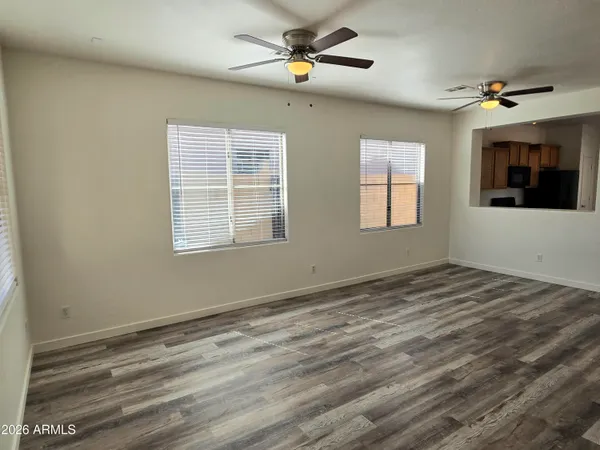 $2,095 | 1784 South Falcon Drive, Gilbert, AZ 85295