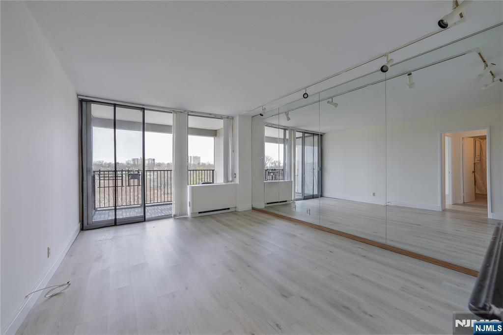 5 Horizon Road, Unit 501 Fort Lee, NJ 07024 - Photo 24 of 29