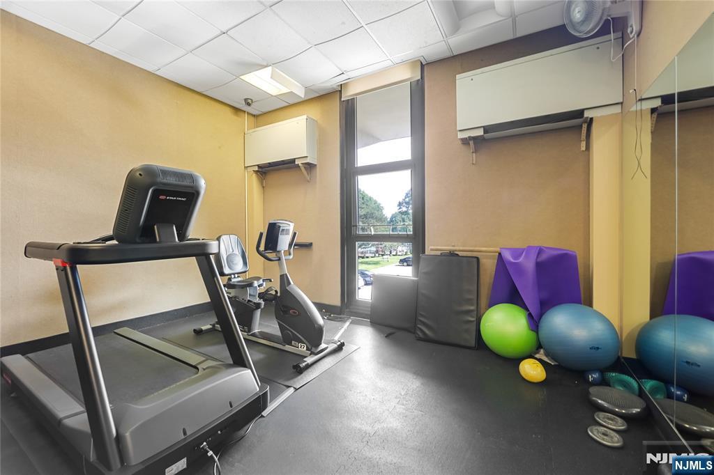 5 Horizon Road, Unit 501 Fort Lee, NJ 07024 - Photo 10 of 29