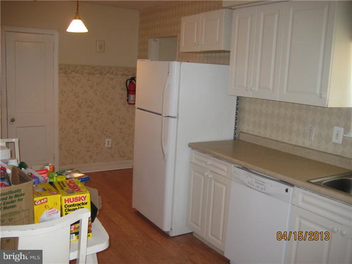 849 Rambler Avenue Runnemede, NJ 08078 - Photo 5 of 13 Kitchen
