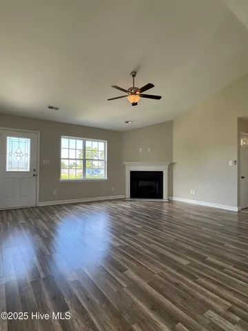 $1,700 | 410 Bristol Lane, Hubert, NC 28539