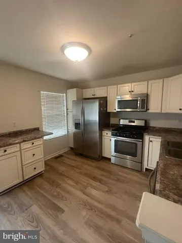 $2,900 | 225 Foxmanor Lane, Glen Burnie, MD 21061