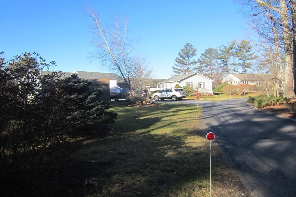 48 Hayden Pond Road Dudley, MA 01571 - Photo 11 of 37 Gallery Image 11