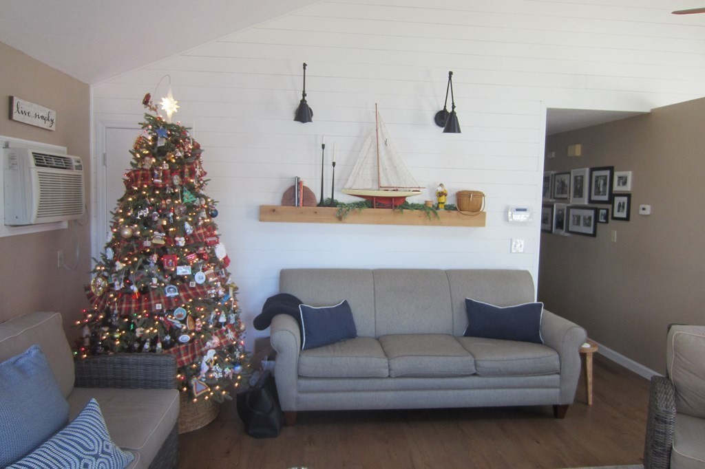 48 Hayden Pond Road Dudley, MA 01571 - Photo 18 of 37 Gallery Image 18