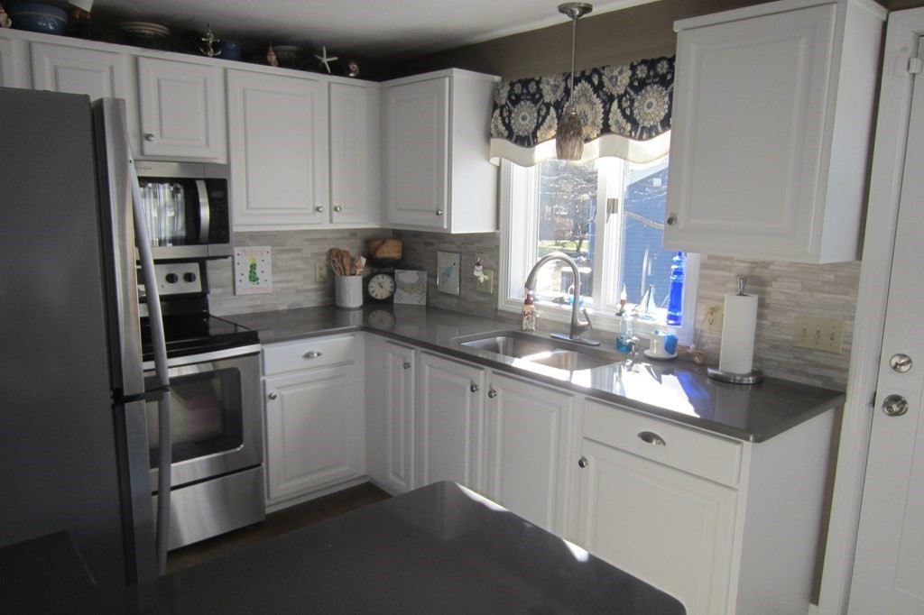 48 Hayden Pond Road Dudley, MA 01571 - Photo 22 of 37 Gallery Image 22