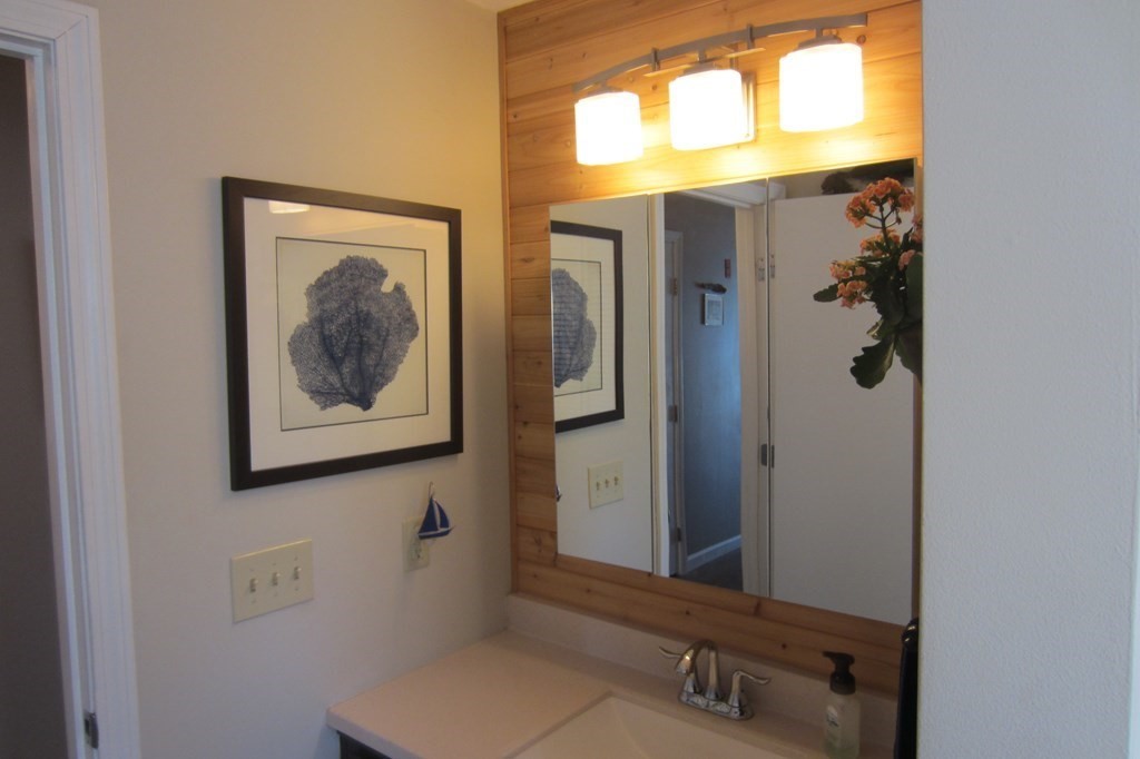 48 Hayden Pond Road Dudley, MA 01571 - Photo 25 of 37 Gallery Image 25