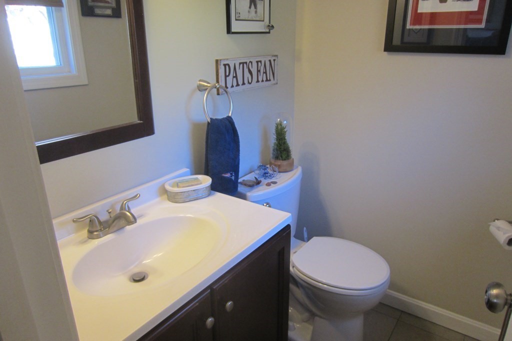 48 Hayden Pond Road Dudley, MA 01571 - Photo 29 of 37 Gallery Image 29