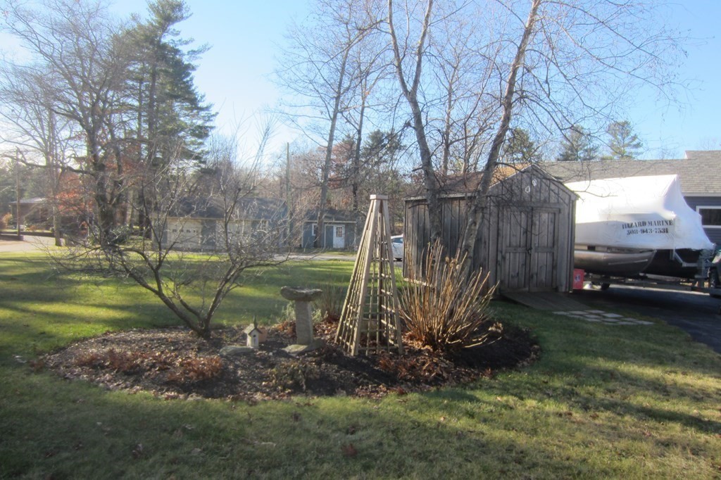 48 Hayden Pond Road Dudley, MA 01571 - Photo 10 of 37 Gallery Image 10