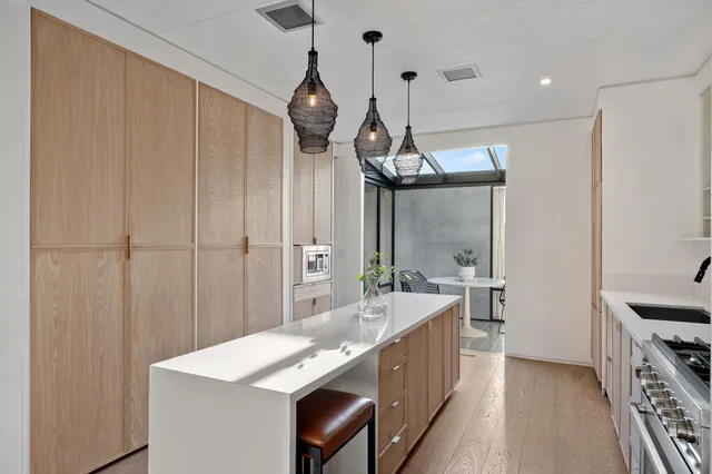 $4,950,000 | 180 Hermosillo Road, Montecito, CA 93108