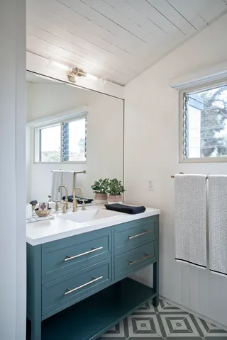 $4,950,000 | 180 Hermosillo Road, Montecito, CA 93108