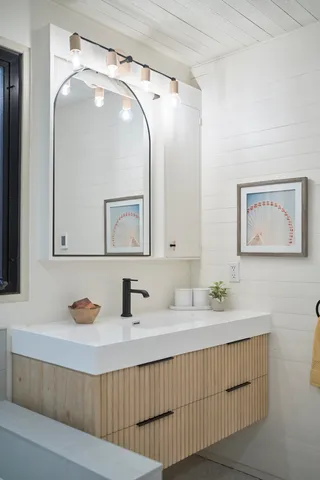 $4,950,000 | 180 Hermosillo Road, Montecito, CA 93108