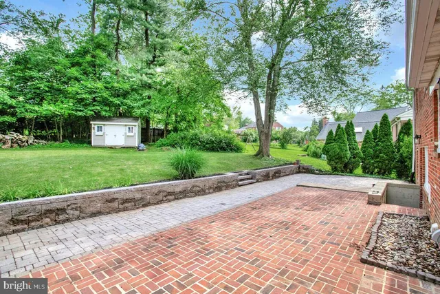 $3,700 | 8205 Robin Hood Court, Towson, MD 21204