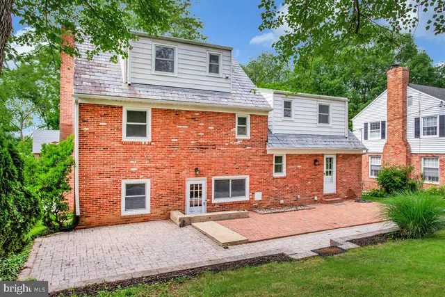 $3,700 | 8205 Robin Hood Court, Towson, MD 21204