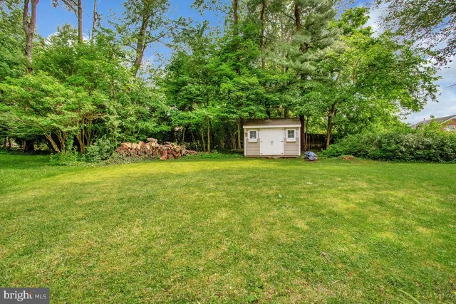 $3,700 | 8205 Robin Hood Court, Towson, MD 21204