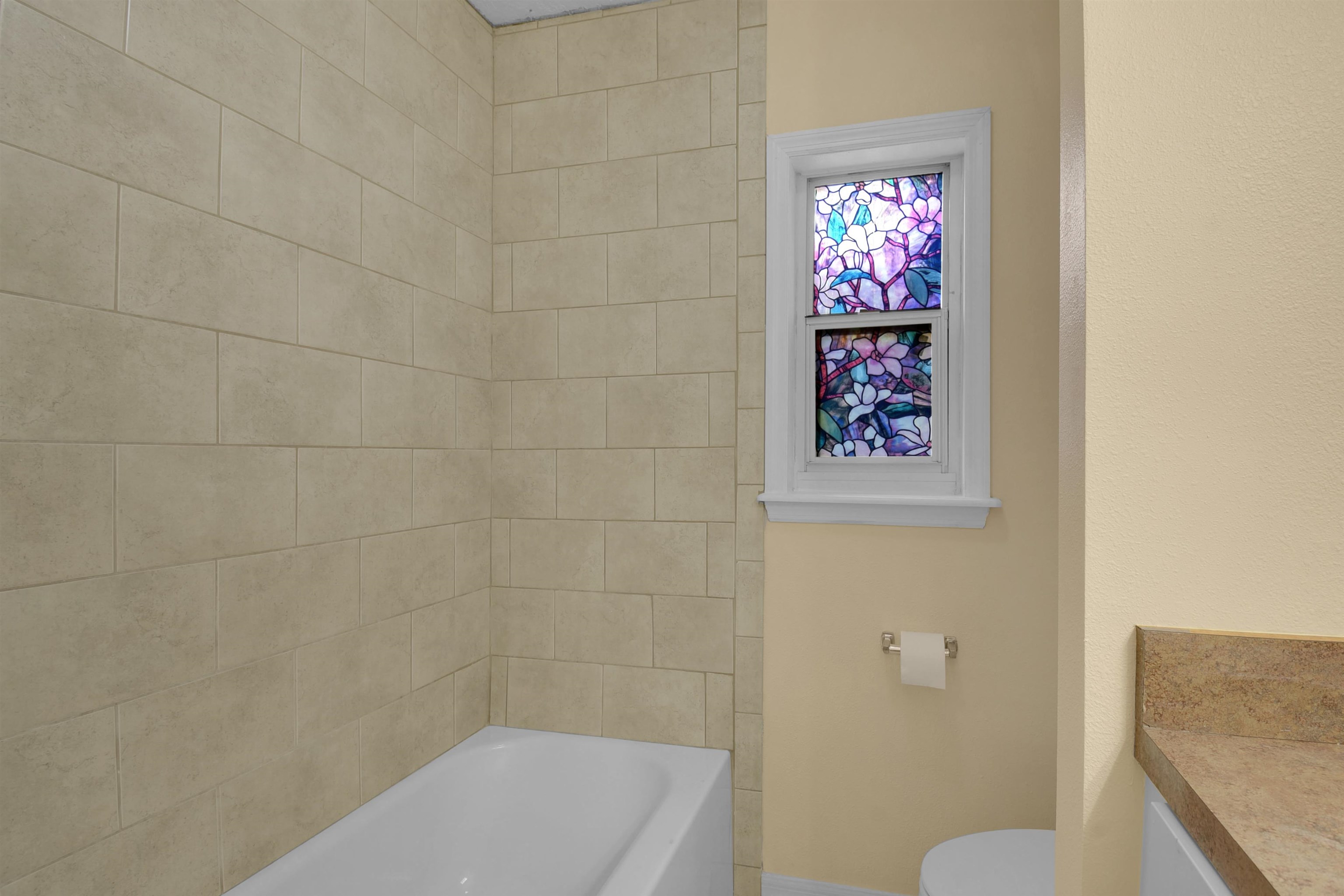 228 Spring Street St. Augustine, FL 32084 - Photo 21 of 38 New shower head