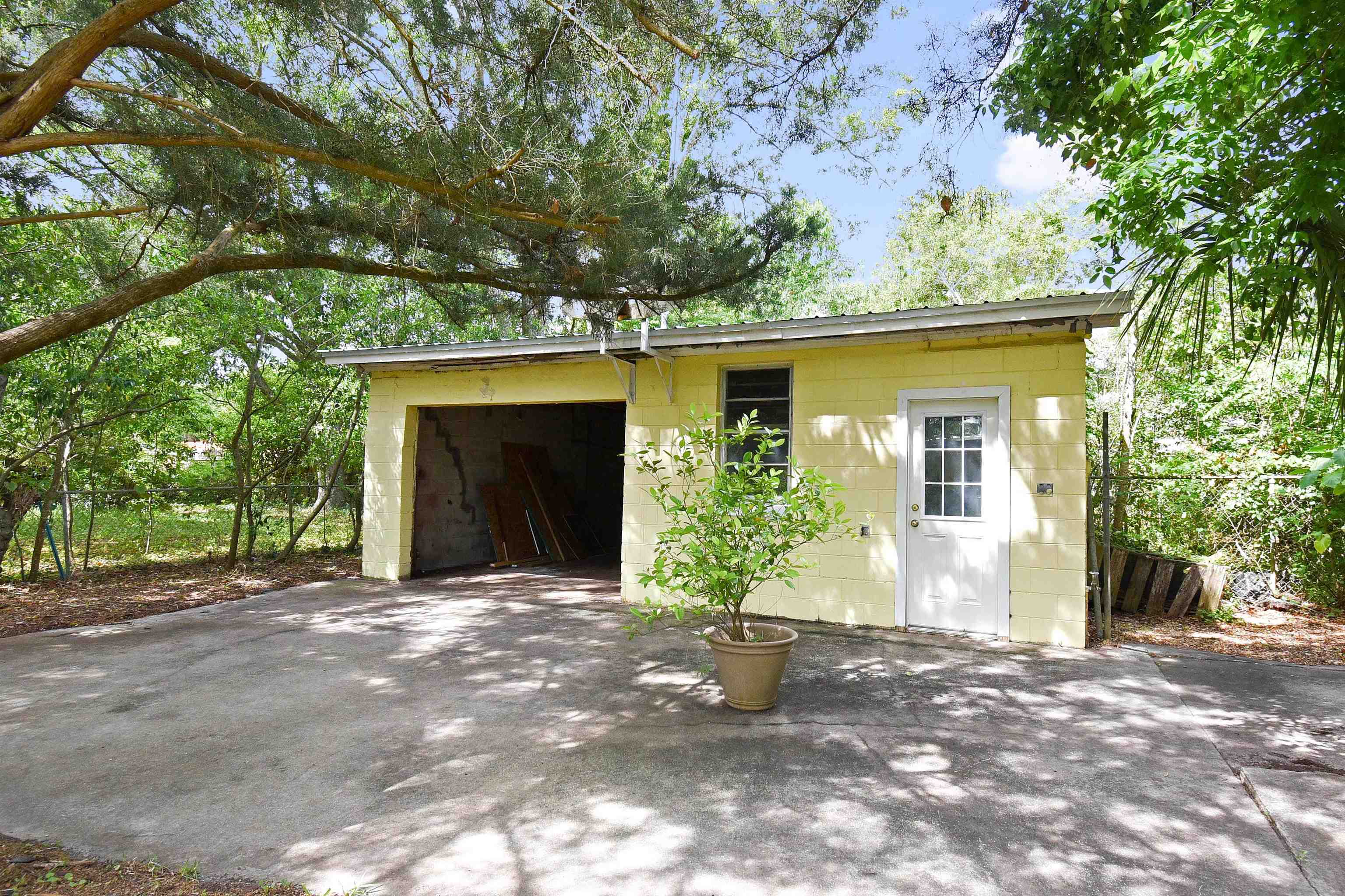 228 Spring Street St. Augustine, FL 32084 - Photo 35 of 38 Garage is far away & private from the house.