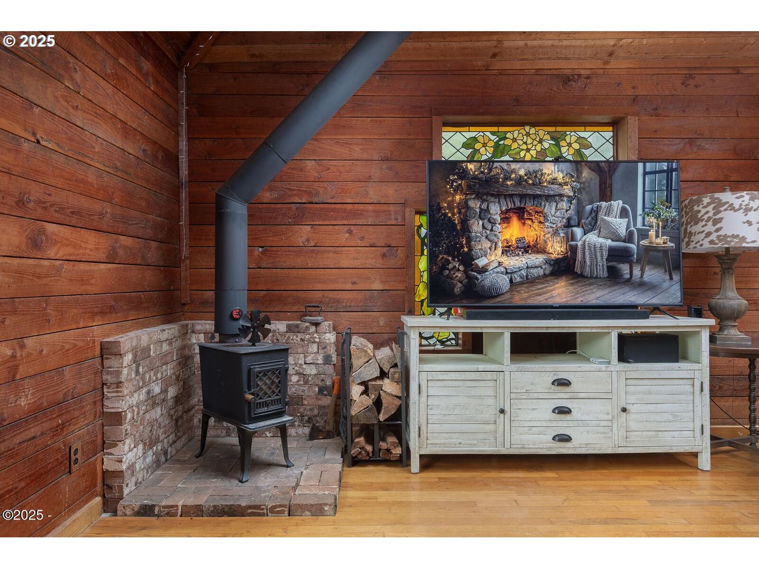 381 South Anderson Creek Road Lincoln City, OR 97367 - Photo 9 of 48 a view of an entryway with outdoor seating